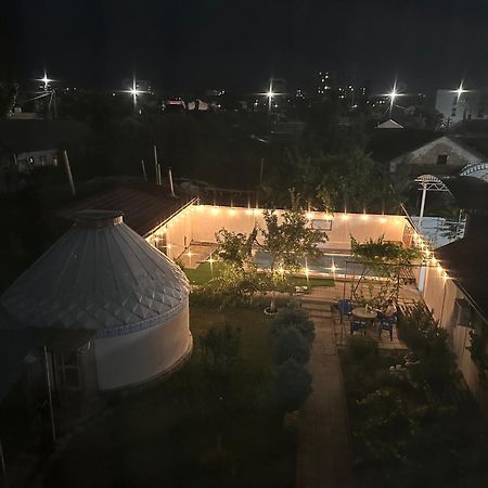 Tunduk Hostel Bishkek Exterior photo