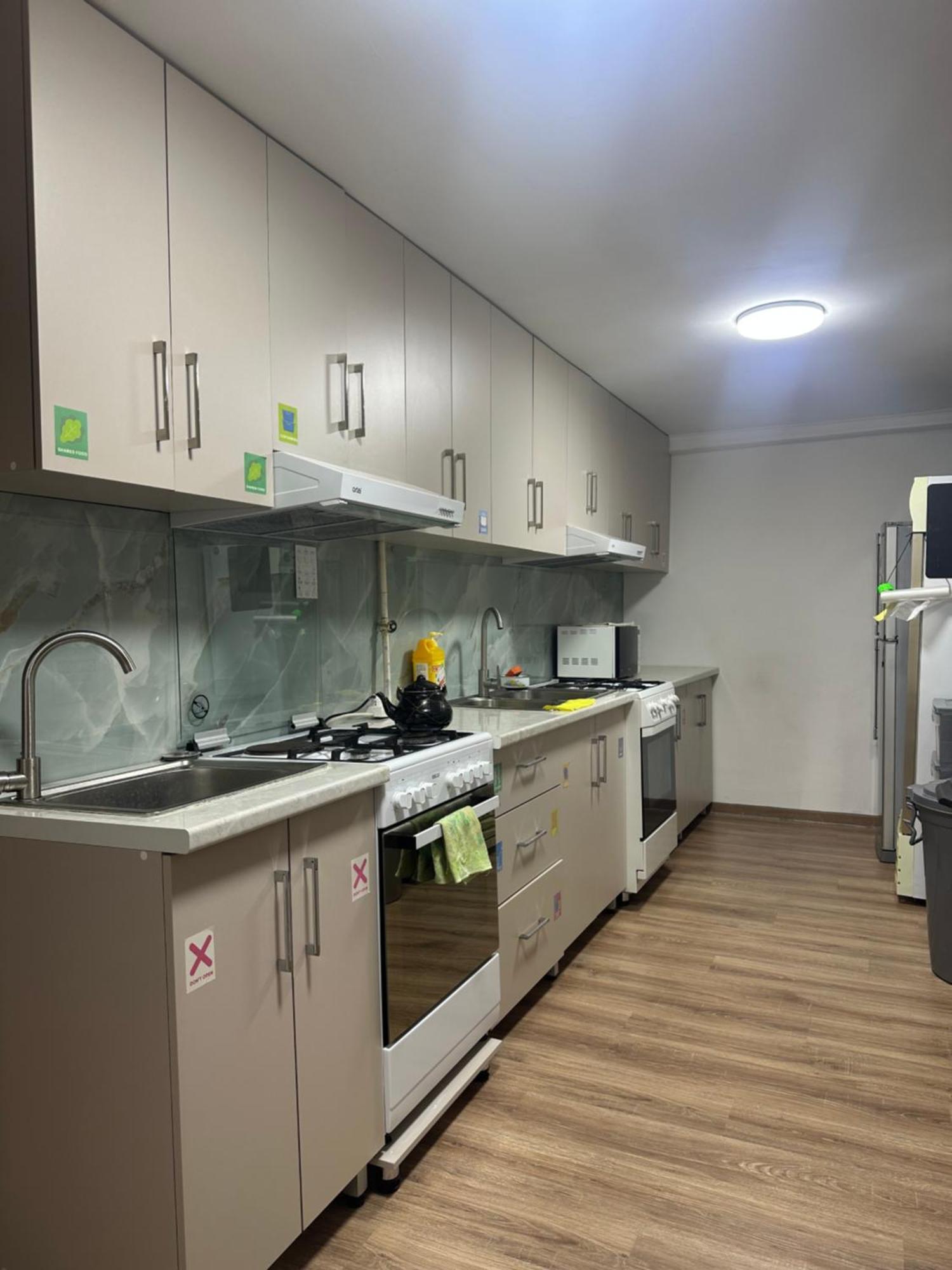 Tunduk Hostel Bishkek Exterior photo