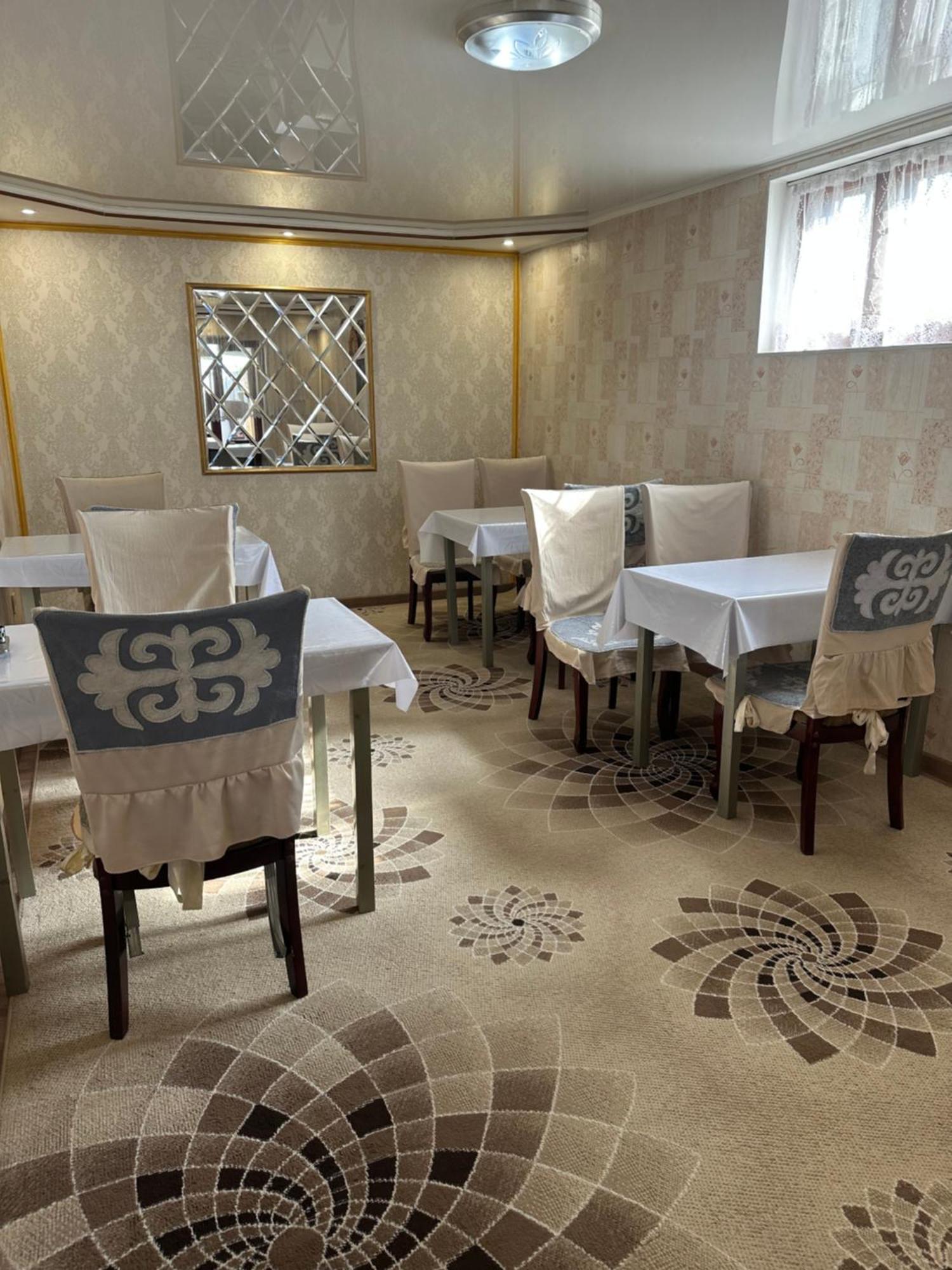 Tunduk Hostel Bishkek Exterior photo
